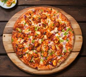 Tandoori special chicken combo pizza