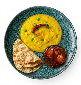 Kichuri In 500 ml, Papad 3 Pcs & Bengali Chutney