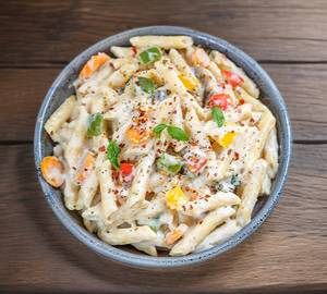 White Sauce Cheesy Pasta