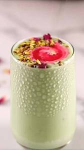 Pista Dryfruit Lassi