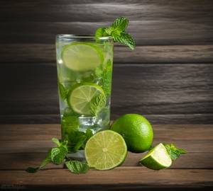 Lime & mint mocktail