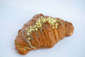 Kunafa Chocolate Croissant