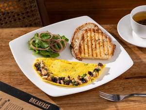 Grilled Chicken,herbs,and Sauteed Mushroom Omelette