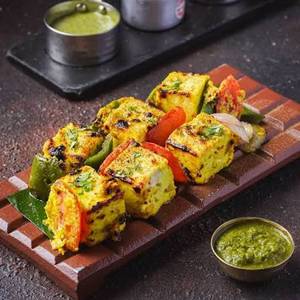 Paneer Lahsuni Tikka