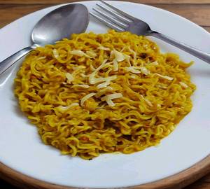 Butter garlic maggi