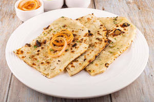 Stuffed Onion Naan