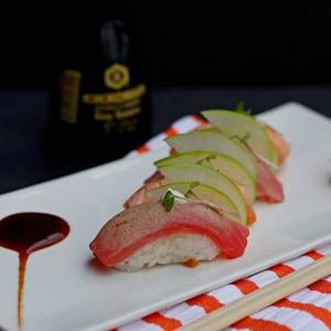 Tuna (nigiri)