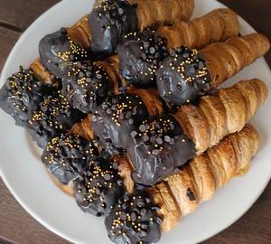 Chocolate Cream Roll