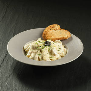 Chicken Alfredo Penne Pasta