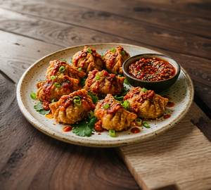 Fried Peri-Peri Chicken Momos [8 Pcs]