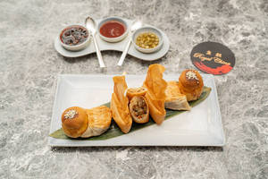 Veg Fried Dimsum Platter[8 Pieces]