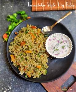 Veg Pulao with Raita Combo