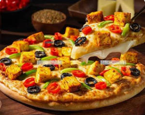 Paneer Overload Pizza (chesse Blast)