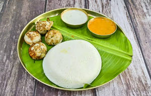 1 Thatte Idli+benne Paddu (4pc)