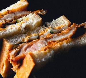 Fried chicken sandwich