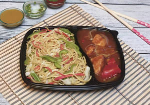 Veg Chowmein With Veg Manchurian