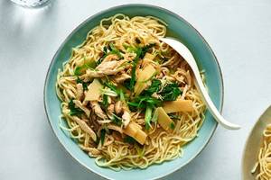 Pork Mushroom Hakka Noodles