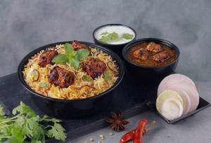 Special Chicken Tikka Biryani With Gravy