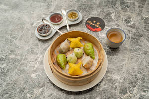 Veg Steamed Dimsum Platter [8 Pieces]
