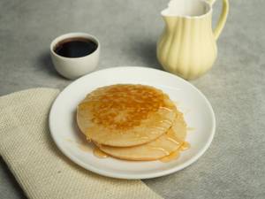 Classic Fluffy Maple Pancake