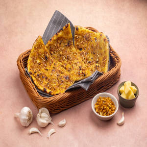 GARLIC NAAN
