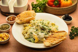 Veg Penne Alfredo Pasta