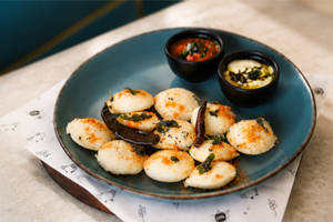 Ghee Gunpowder Mini Idlis (12 Pcs)