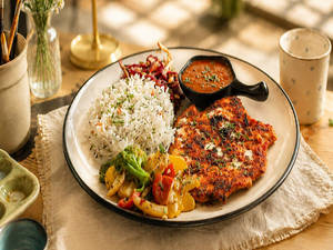 Tandoori Chicken With Cheesy Makhani Sauce