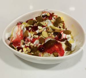 Dry fruits sundae
