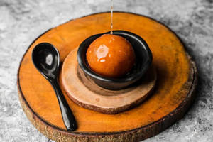 Hot Gulab Jamun