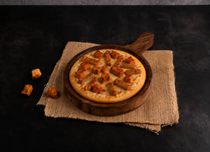 Chicken Tikka & Chicken Seekh Pizza