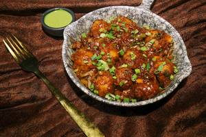 Veg Manchurian With Coke [300 Ml]