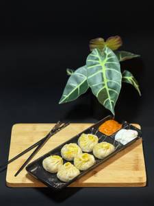 Vegetarian Momos