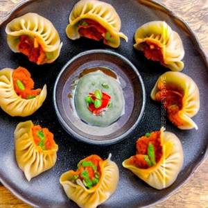 Chatpata Achari Momos