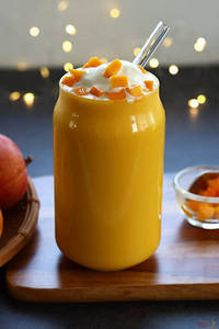 Mango Shake (300 Ml)