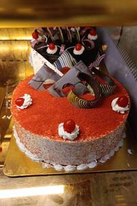 Red Velvet Cake Round Shape