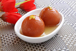 Gulab jamun [2 pieces]