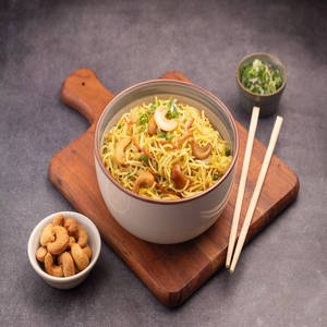 SINGAPORE NOODLES