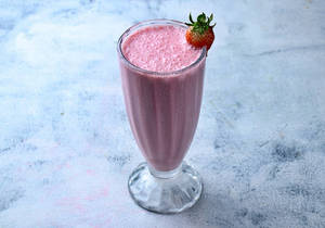 Strawberry Lassi