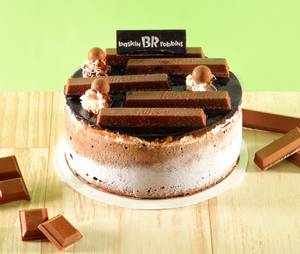 Kit Kat Jam Cake