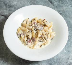 Creamy Chicken Alfredo Pasta