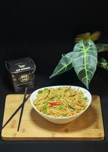 Veg Chilli Garlic Noodles