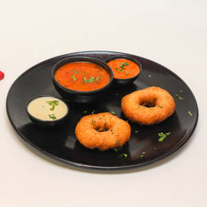 Medu Vada (2 Pcs)