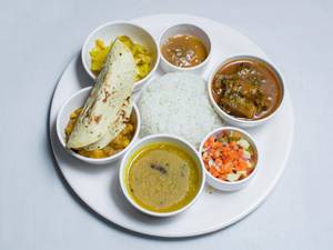 Naga Chicken Thali