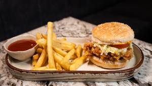 Crunchy Creamy Chicken Burger