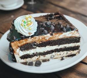 Chocolate Crunch Pasrty