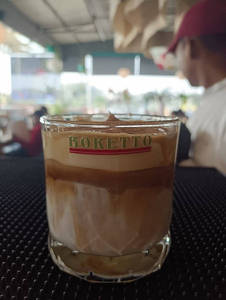 Vanilla Einspanner Latte