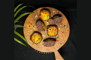 Fruit Vanilla Muffins [Pack Of 6 Pcs]