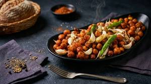 Dry Chana Garlic Fry
