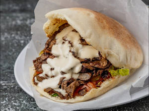 Chicken Kulcha Shawarma Roll (2pc)